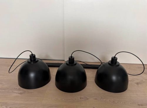 Lamp zwart met gouden binnenkant