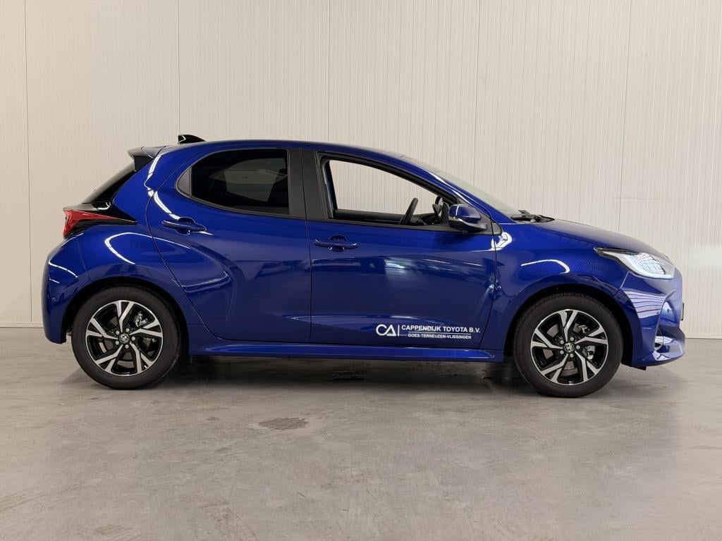 Toyota Yaris 1.5 hybrid 115 dynamic