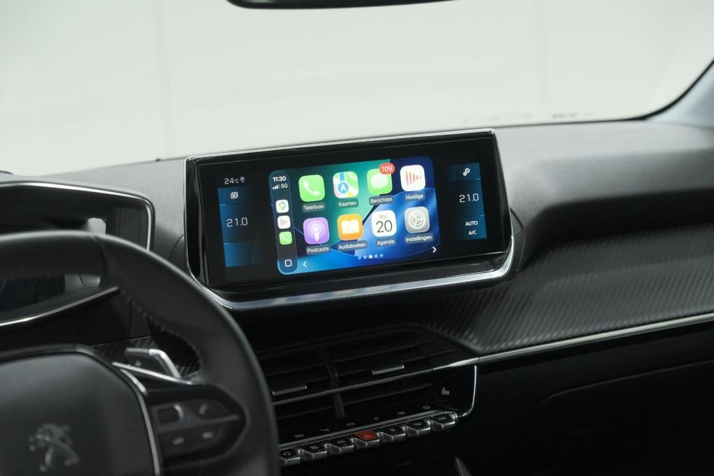 Peugeot 208 puretech 130 eat8 allure pack | adaptieve cruise control | navi