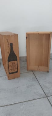 Twee houten wijnkistjes Molenwater Middelburg