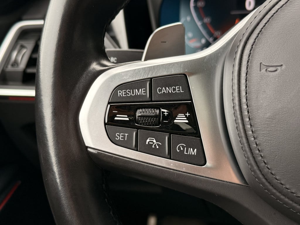 BMW 3-serie 320i m-sport | schuifdak | acc | leder | memory | laser | 20 in