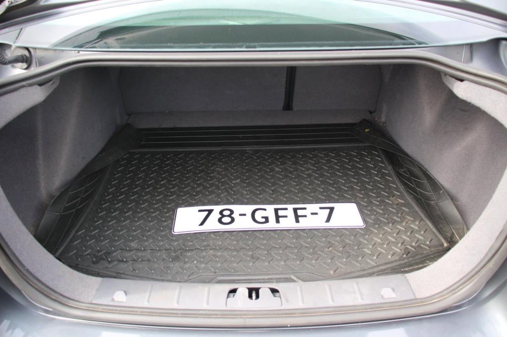 Volvo S40 2.4 edition aut. - 5cil - cruise - xenon - trekhaak - pdc - deale