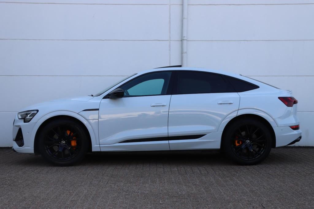 Audi E-tron sportback 55 quattro black edition 95 kwh s-line 408pk