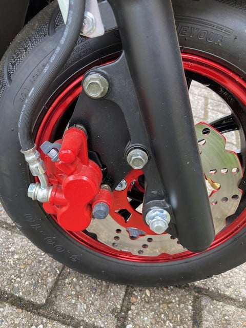 GEEN RIJBEWIJS ? NIET NODIG MET DEZE STOERE NIPPONIA PRIDE SCOOTER !