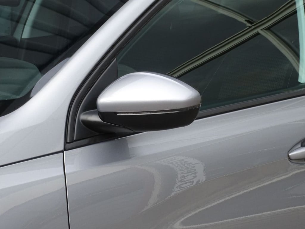 Peugeot 308 sw 1.5 bluehdi blue lease navi | bluetooth | apple carplay | an