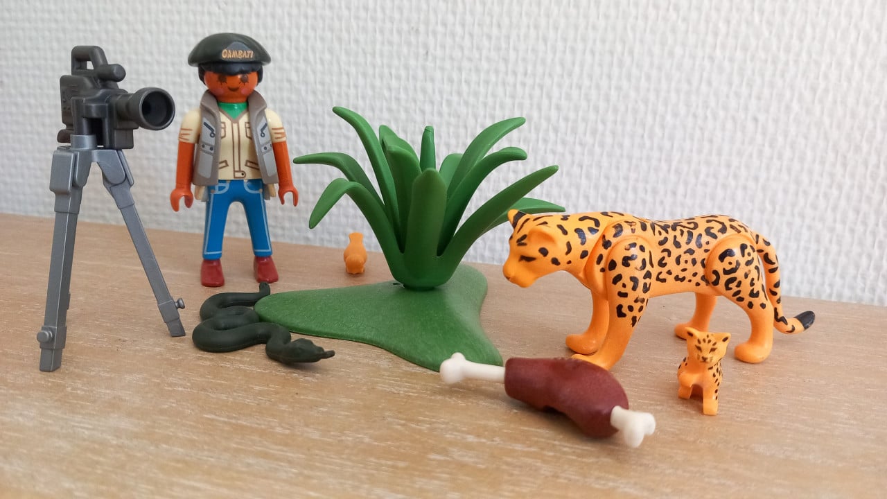 Playmobil luipaard met jong en fotograaf