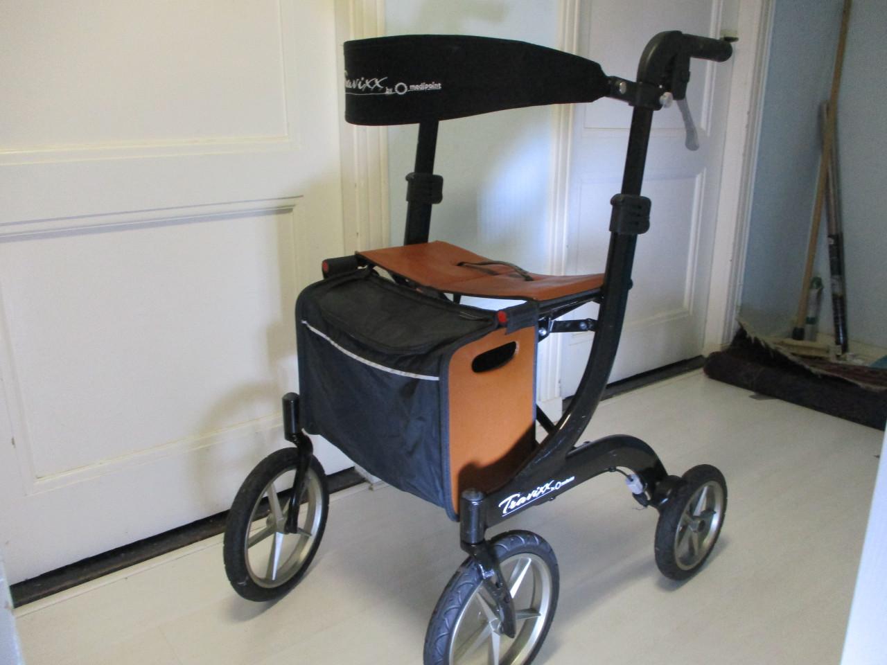 Te koop prachtige TRAVIXX Traveller  rollator