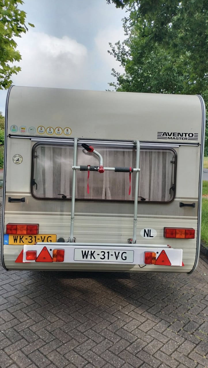Avento 315 (1994) met mover en voortent