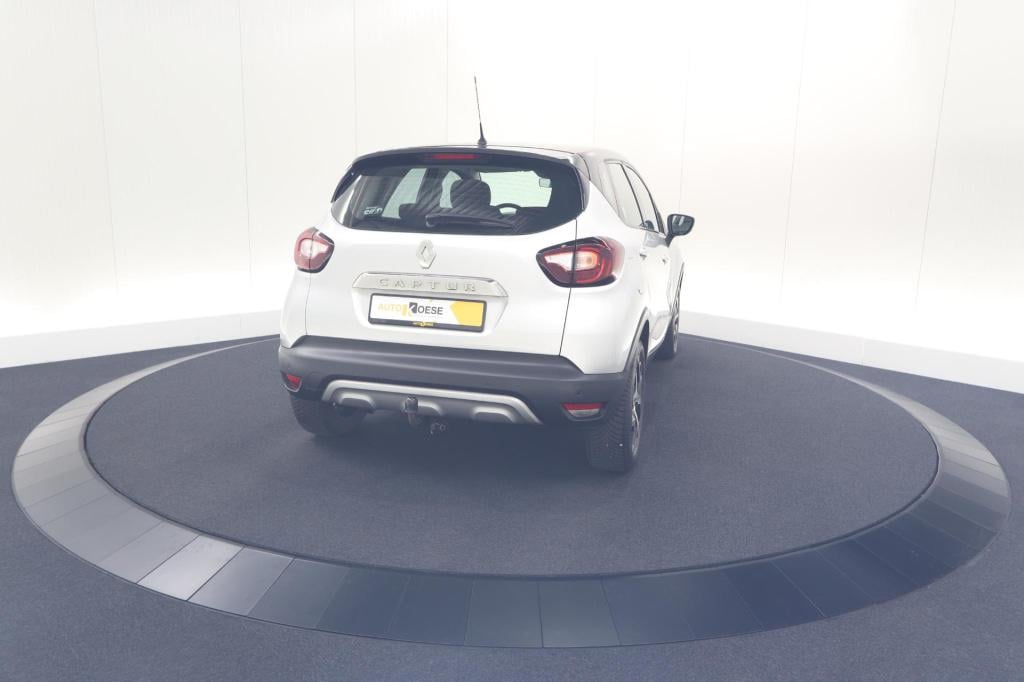 Renault Captur tce 90 intens | trekhaak | allseason banden | navigatie | pa