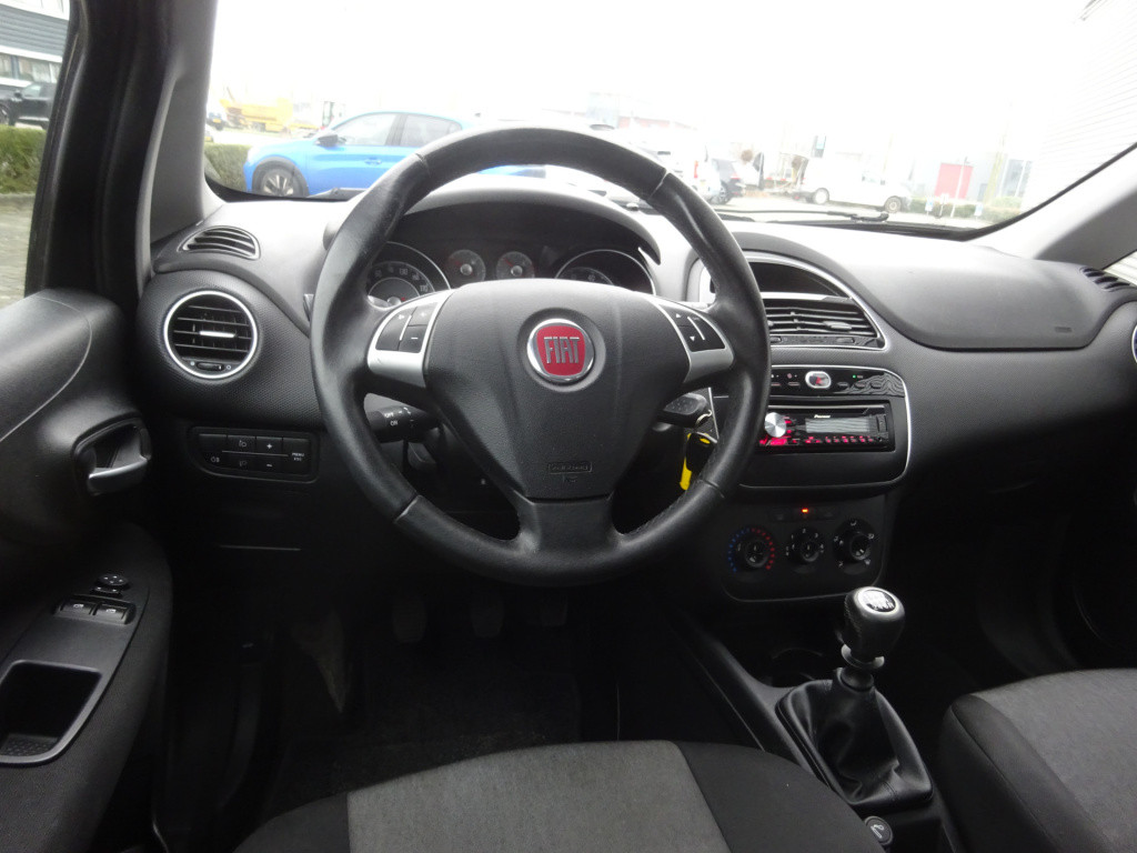 Fiat Punto evo 0.9 twinair pop airco / cruise / elektr. ramen / lm velgen