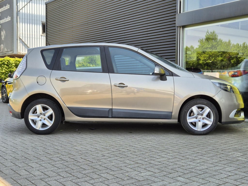 Renault Scenic 1.6 16v 110 expression climate control, bluetooth, navigatie