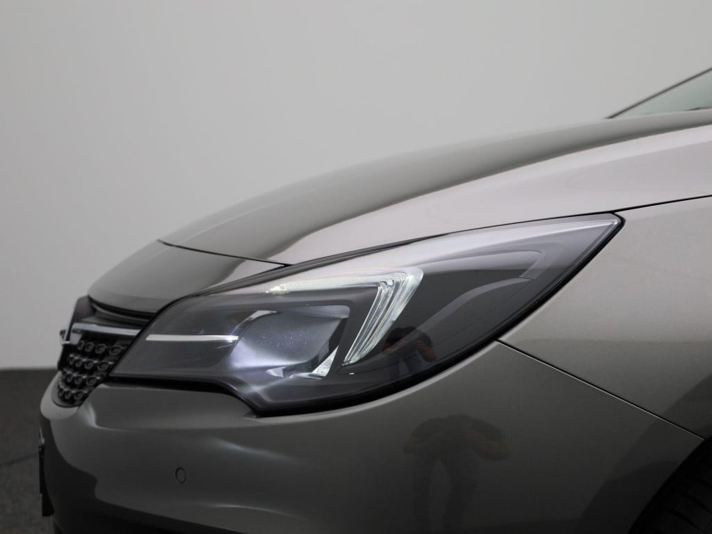 Opel Astra sports tourer 1.2 edition | navigatie | apple carplay / android 