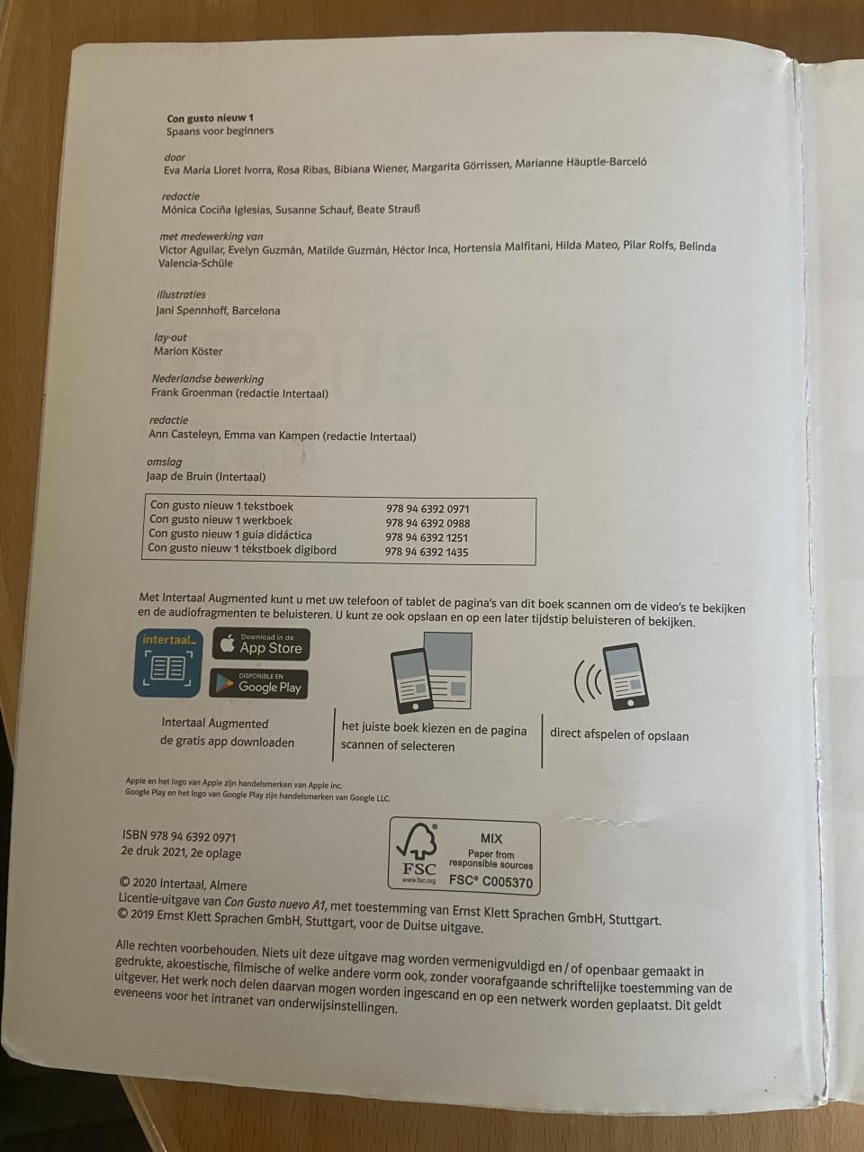 Spaans tekstboek Con Gusto deel 1