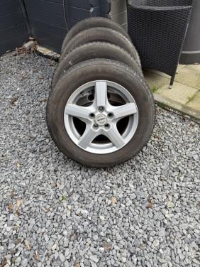 Winterbanden met velgen