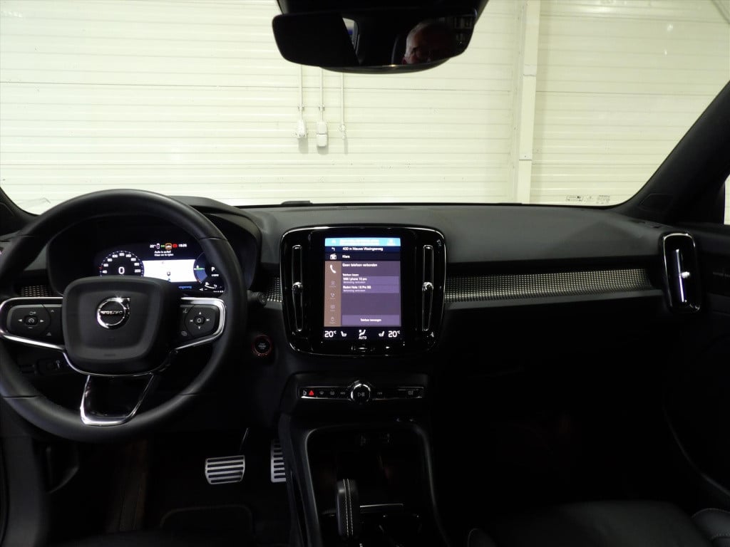 Volvo XC40 t4 twin engine 211pk geartronic r-design