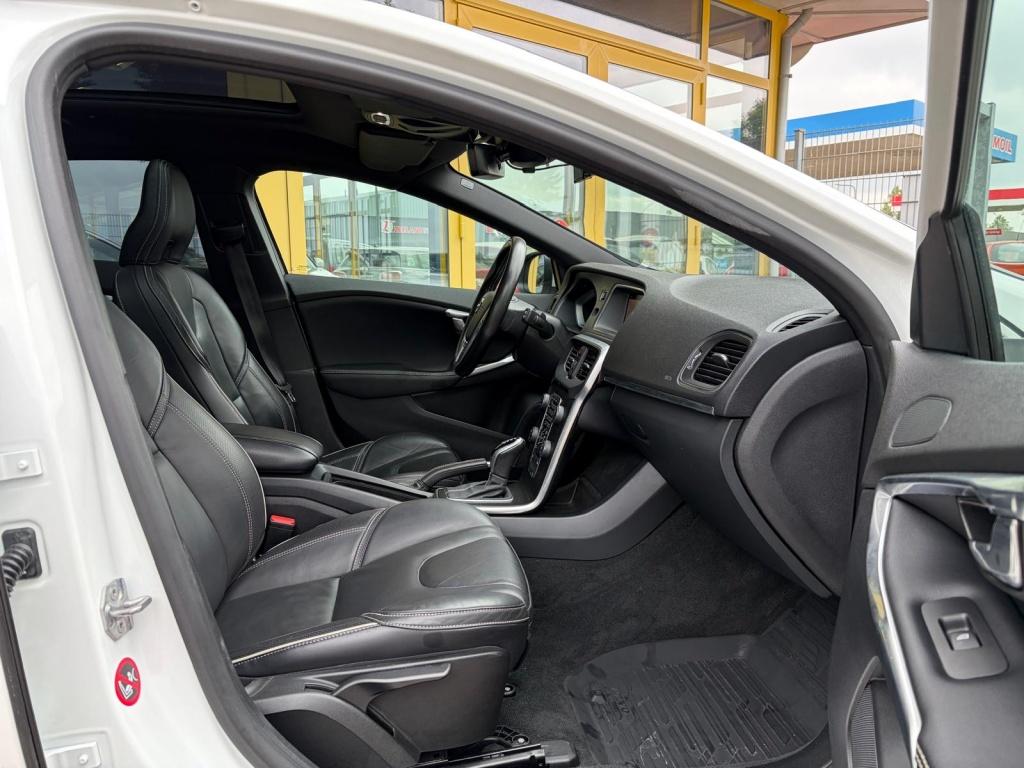 Volvo V40 2.0 t4 bns sport | automaat | trekhaak