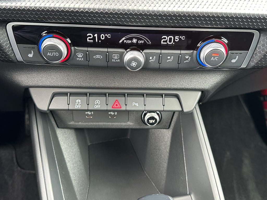 Audi A1 Sportback 30 tfsi 116pk s-tronic s-line | navi | virtual cockpit | 