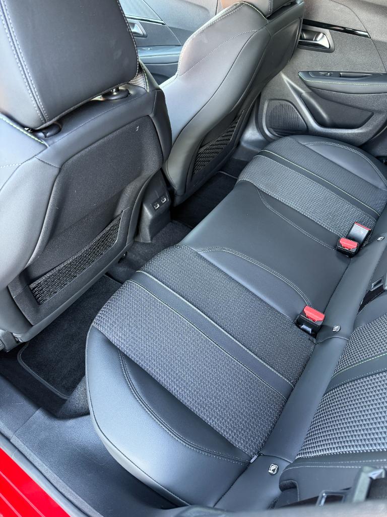Peugeot 208 gt-line - 1.2 - automaat
