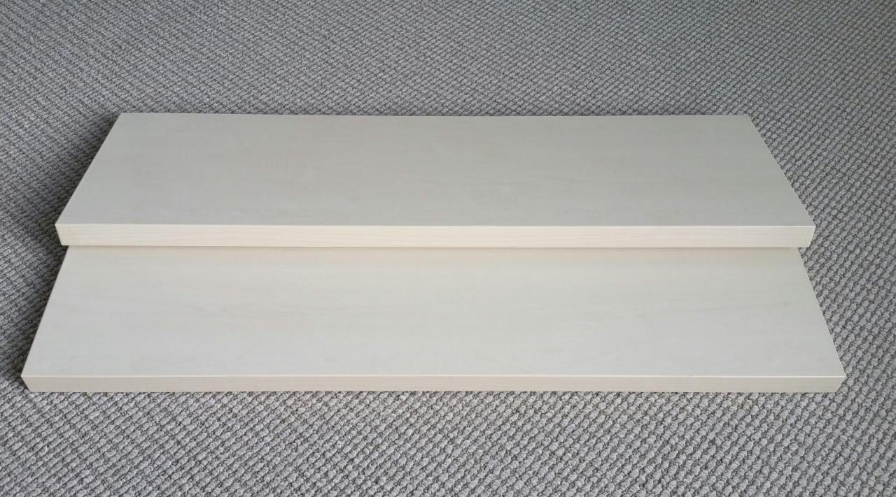 2 boekenplanken