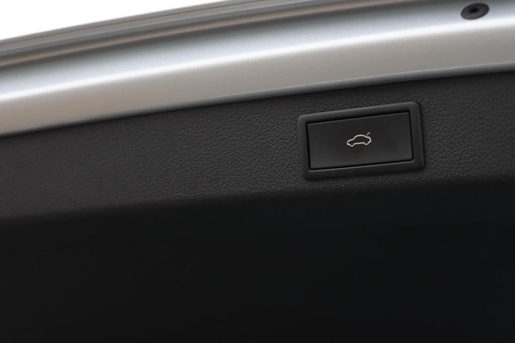 Skoda Superb combi 1.4 tsi laurin & klement 218pk dsg6 | lederen bekleding 