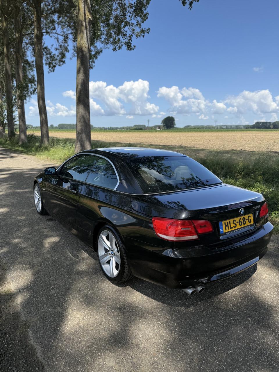 BMW 325i Cabrio (E93) Automaat | 145.000 km | Nieuwe APK | Trekhaak