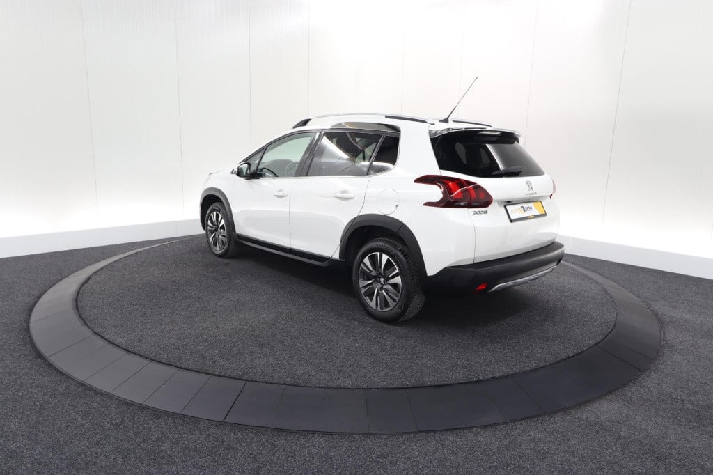 Peugeot 2008 puretech 130 allure | camera | apple carplay | parkeersensoren