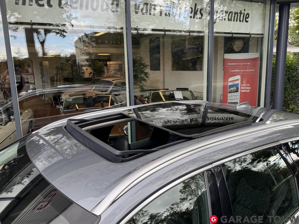 Volvo XC60 2.0 t8 twin engine awd inscription pano hud trekh