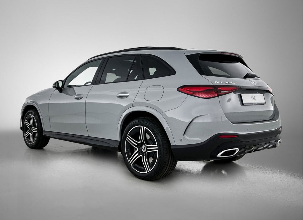Mercedes-Benz Glc 300e 4matic sport edition | premium pakket | nightpakket 