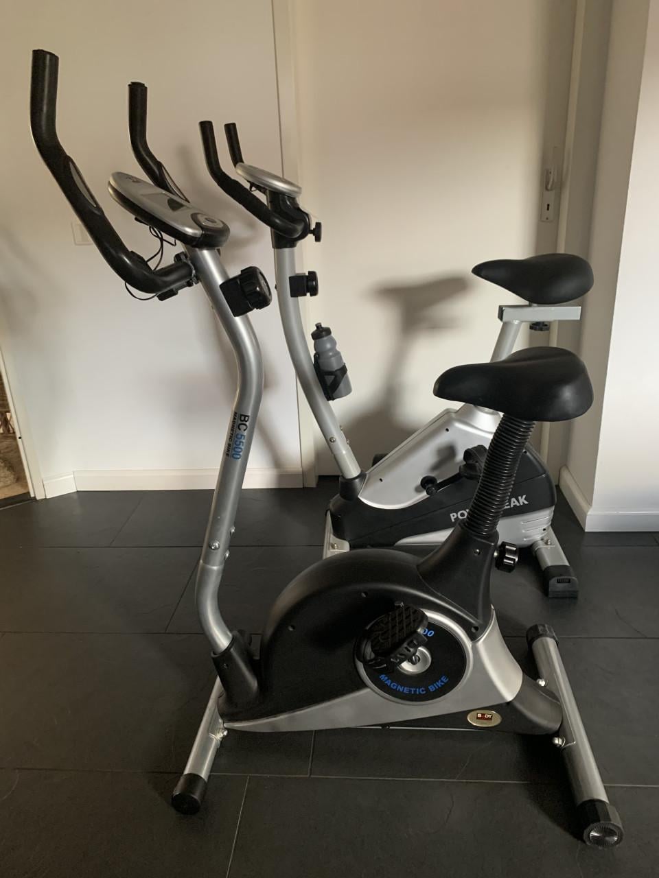 Hometrainer(s)