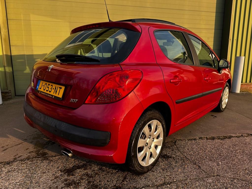 Peugeot 207 1.4 vti xr