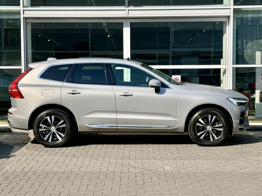 Volvo XC60 t6 398pk recharge inscription| pano| leder| camera|keyless awd v