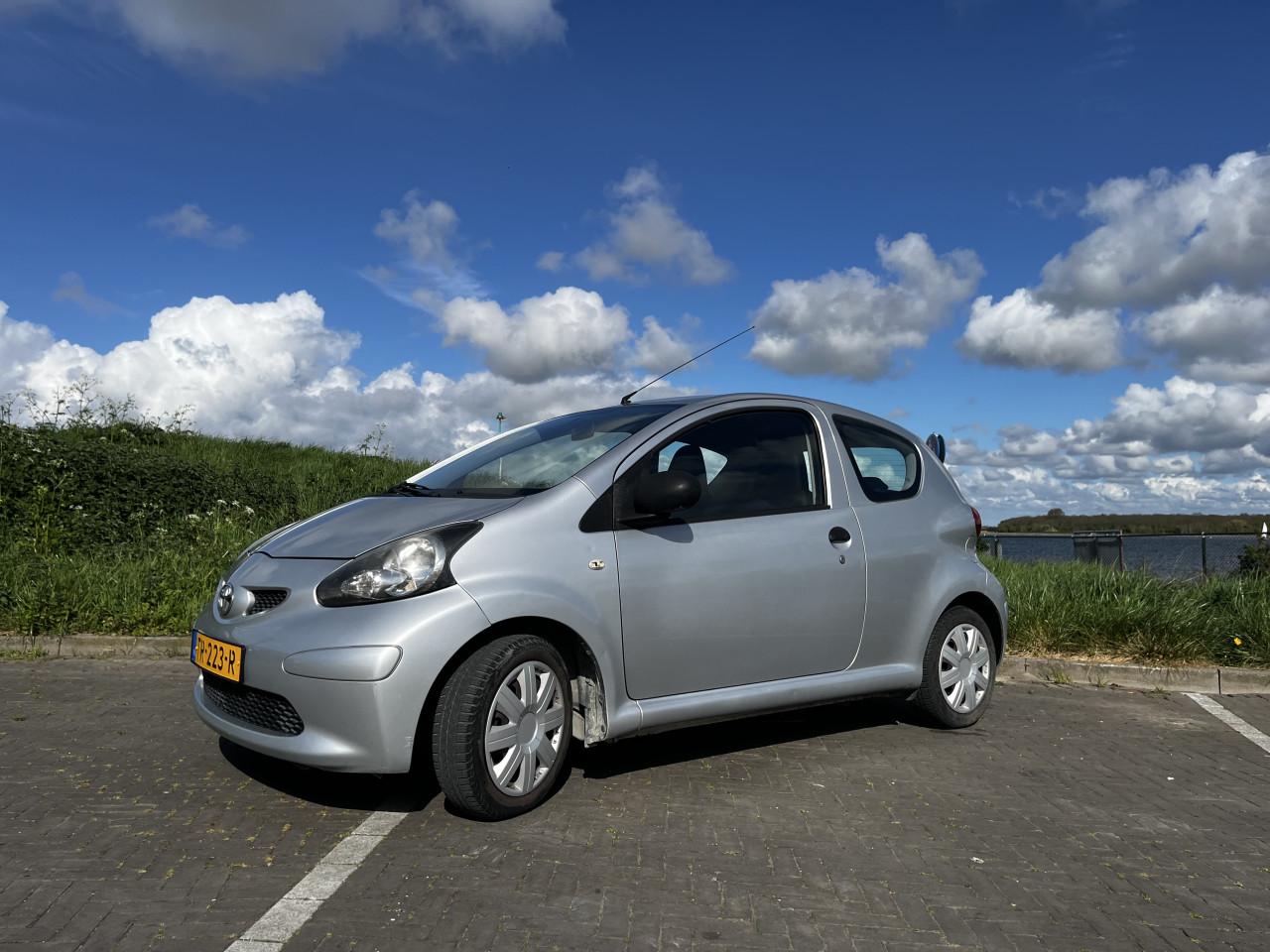 Toyota Aygo 1.0 | 150dkm | Zeer netjes | Zilver