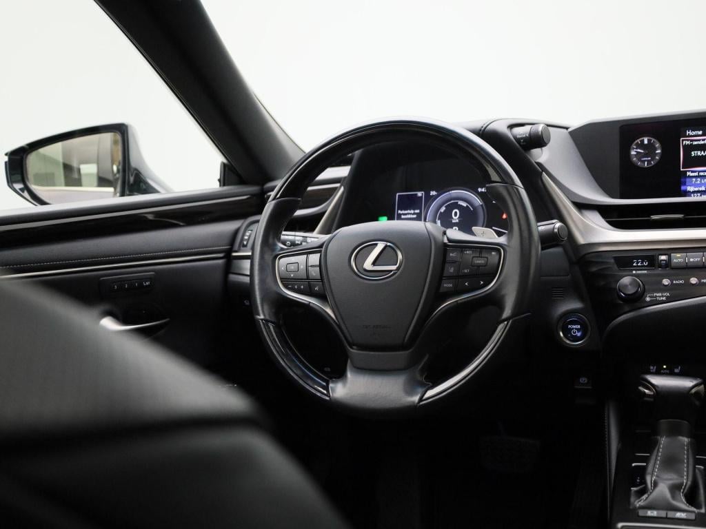 Lexus Es 300h luxury line | automaat | panoramadak | lederen bekleding | ac