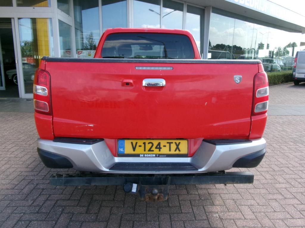 Mitsubishi L200 2.4 di-d 4x4 airco 4wd ( lees tekst!! )