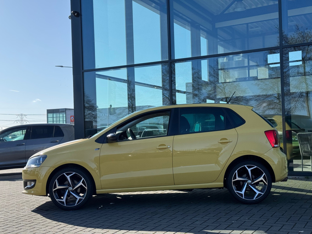 Volkswagen Polo 1.4-16v r-line * carplay * pdc * airco
