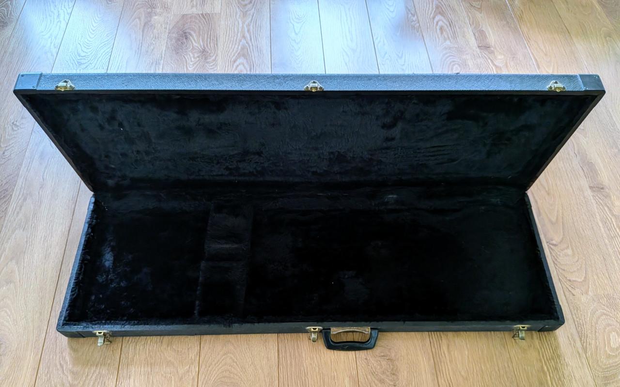 Degelijke koffers voor de basgitaar