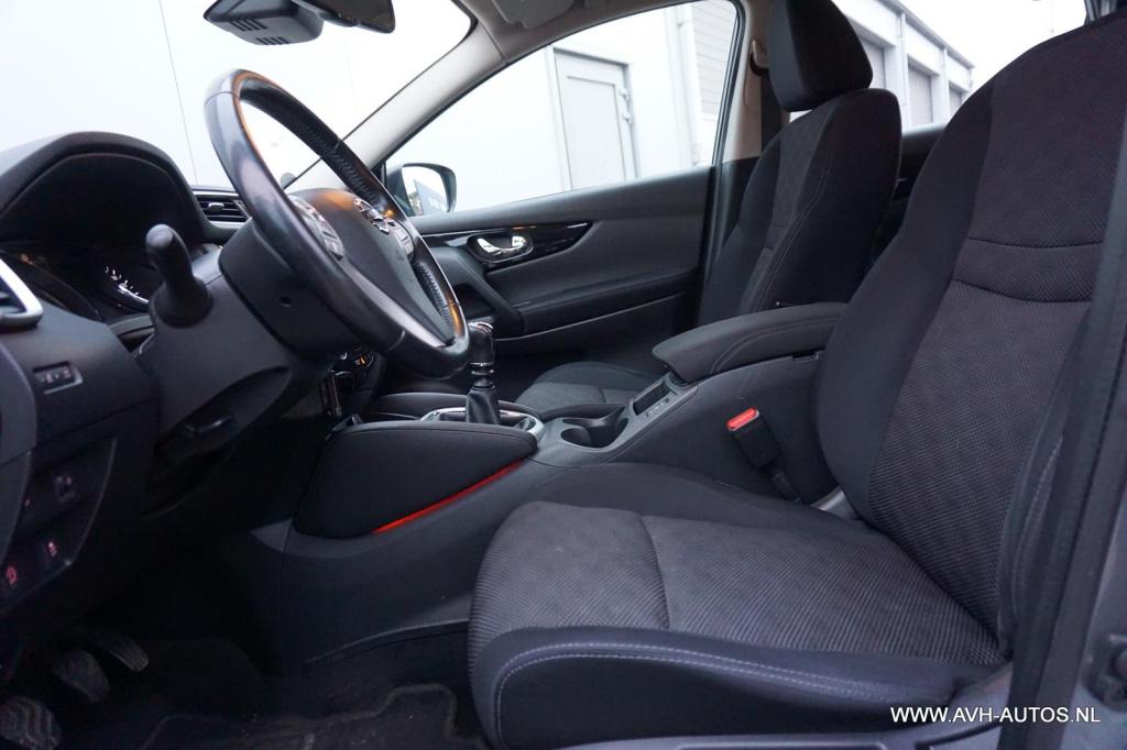 Nissan Qashqai 1.2 acenta