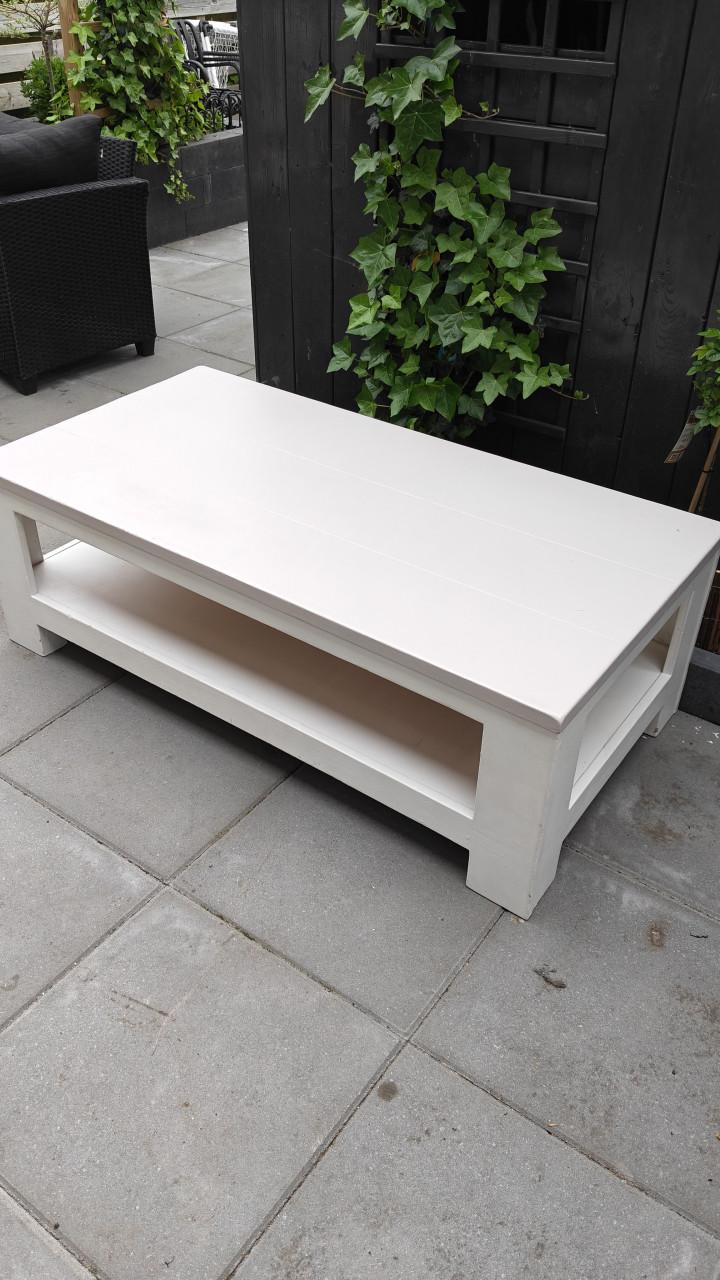 Stevige salontafel