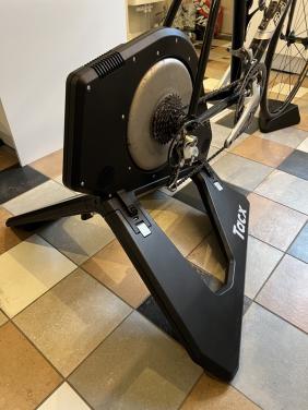 Tacx Neo T2800 + Zwift play + fiets