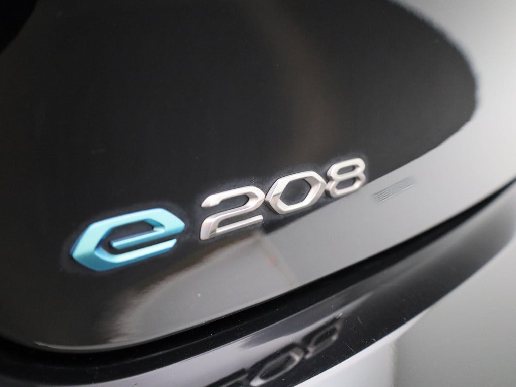 Peugeot 208 ev gt pack 50 kwh | automaat | lmv | led | virtual cockpit | pa