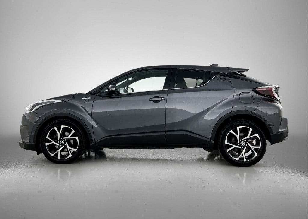 Toyota C-hr 1.8 hybrid style | trekhaak |