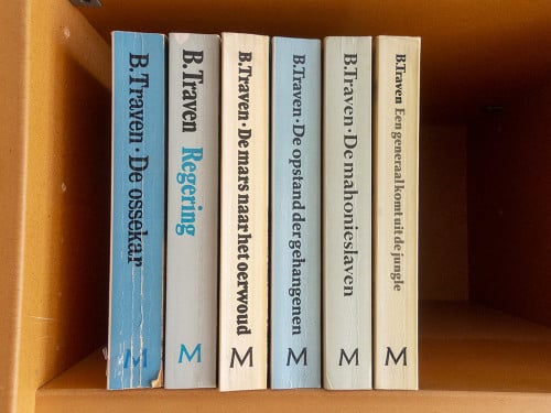 Te koop elf romans van de schrijver B.Traven