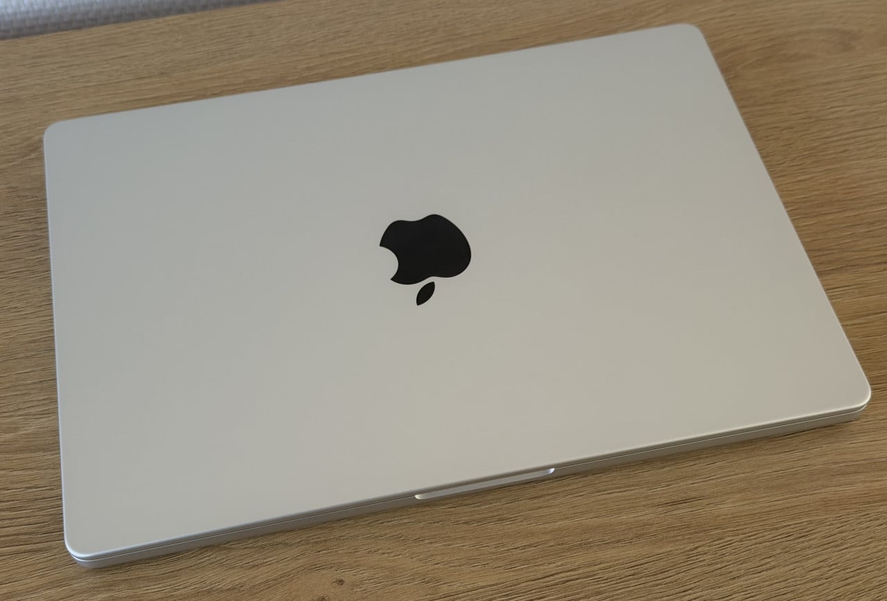 14‑inch MacBook Pro - Zilver met AppleCare+