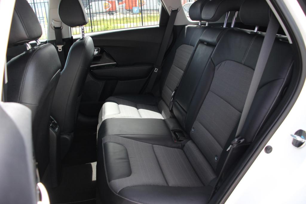 Kia Niro 1.6 gdi hybrid dynamicline | stoelverwarming | acc | achteruitrijc