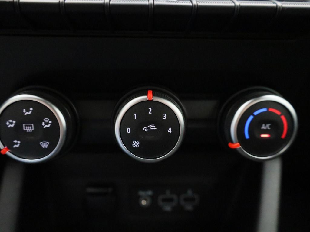 Renault Clio 1.0 tce zen | cruise control | bluetooth | apple carplay/andro