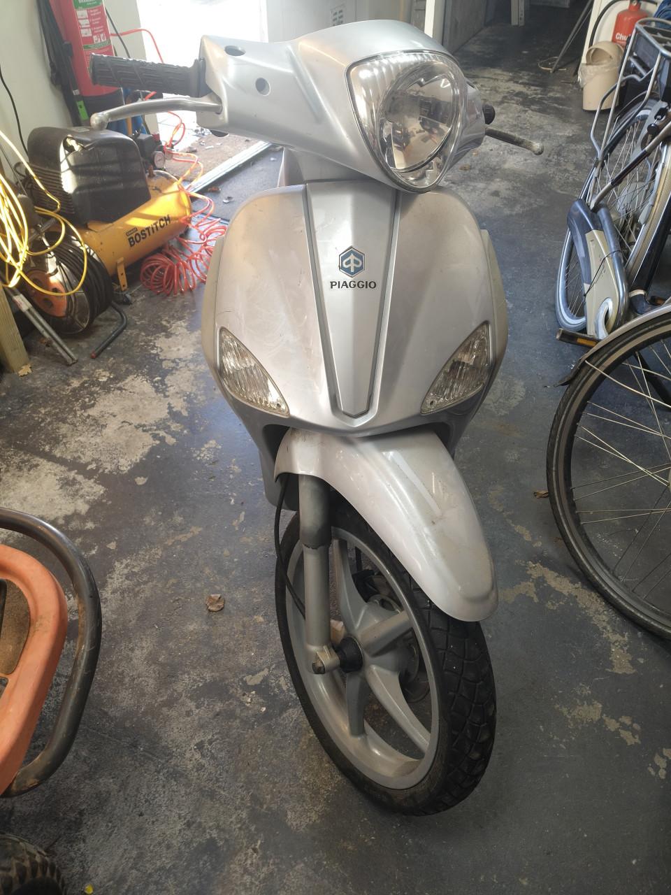 Vespa Piaggio €75