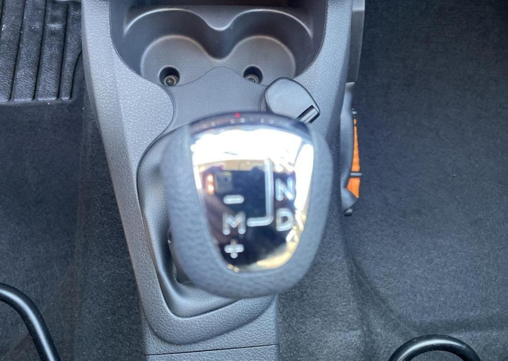 Dacia Sandero 0.9 tce easy r laureate - automaat / trekhaak