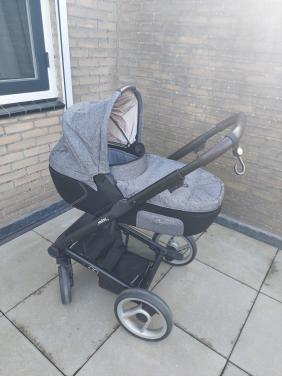 Mutsy iGo kinderwagen