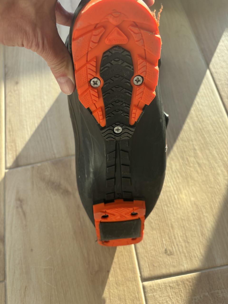 Skischoen Salamon Xpro/ X90 maat 29 (schoenmaat 45)