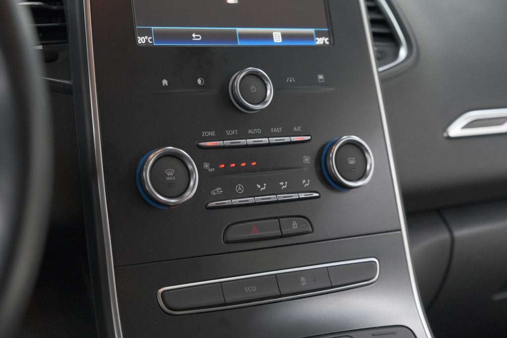 Renault Grand Scenic tce 140 edc intens | 7 zitplaatsen | trekhaak | camera